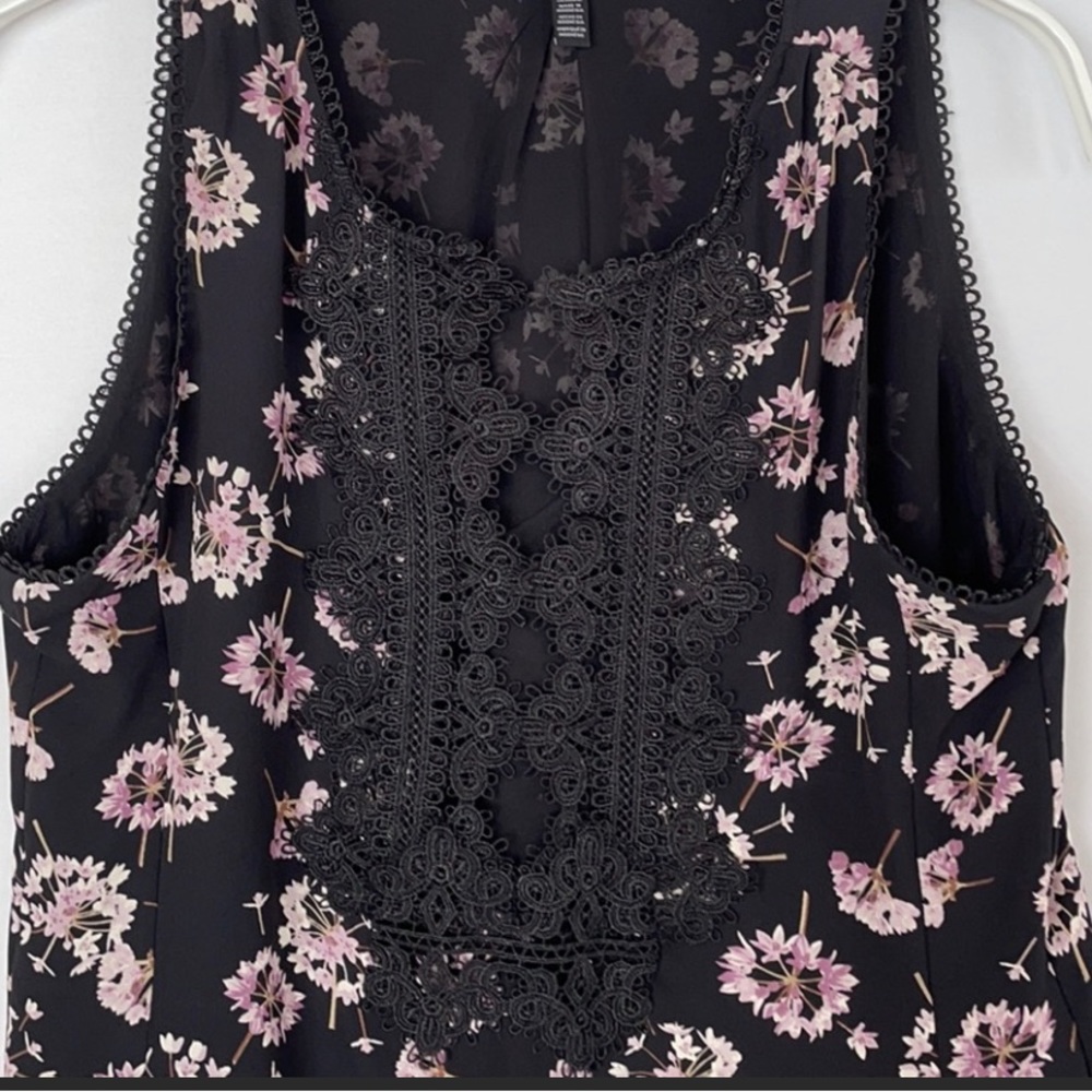 NWOT WHBM Floral Lace Print Top Size XS - Picture 5 of 5